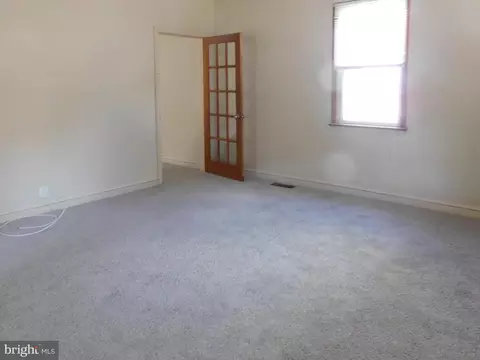 Living - 83 E 2nd St E, Moorestown, NJ 08057 photo 4 of 8