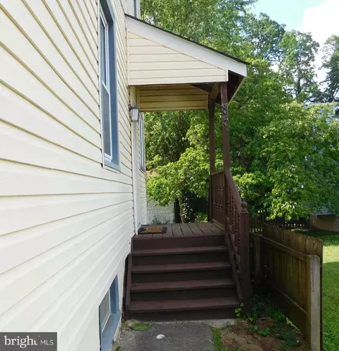 Exterior - 83 E 2nd St E, Moorestown, NJ 08057 photo 4 of 9