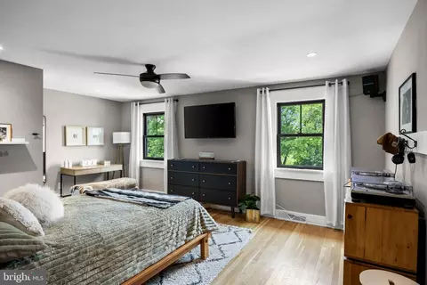 Bedroom - 21 Sequoia Dr, Cinnaminson, NJ 08077 photo 1 of 4