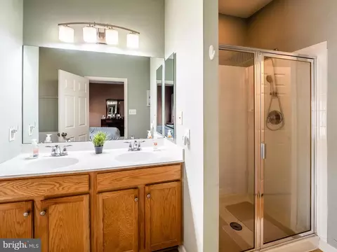 Bath - 6 Fox Ct, Delanco, NJ 08075 photo 2 of 5