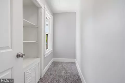 Entry Way - 702 Chestnut St, Delanco, NJ 08075 photo 13 of 18