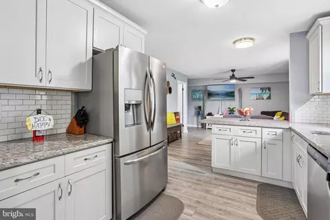 Kitchen - 1120 Lambert Dr, Westampton, NJ 08060 photo 3 of 4