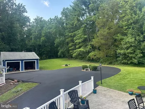 Exterior - 166 Larrison Rd, Wrightstown, NJ 08562 photo 6 of 8