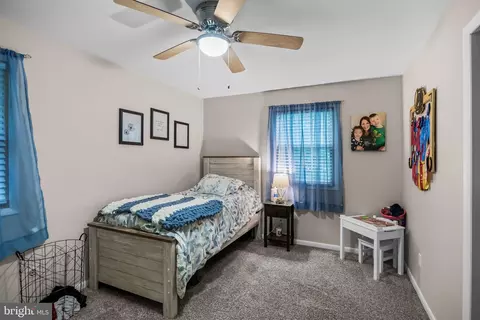 Bedroom - 166 Larrison Rd, Wrightstown, NJ 08562 photo 2 of 5