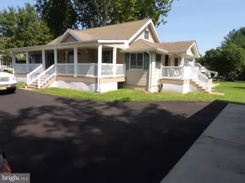 462 Red Lion Rd, Southampton, NJ 08088