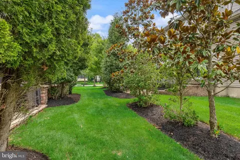 Exterior - 23 Kyle Ct, Mount Laurel, NJ 08054 photo 6 of 8