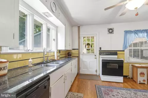 Kitchen - 42 Devon Rd, Mount Holly, NJ 08060 photo 3 of 3
