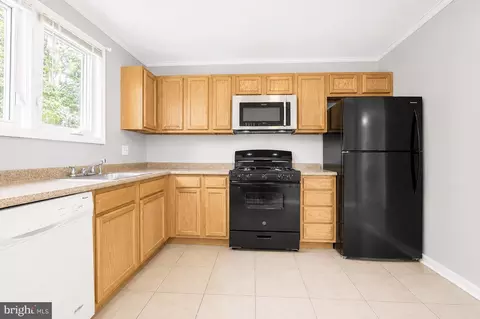 Kitchen - 124 Delaware Ave, Riverside, NJ 08075 photo 2 of 2