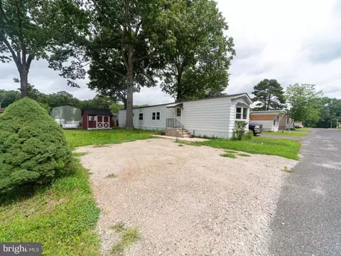 13 Chicks Way, Browns Mills, NJ 08015