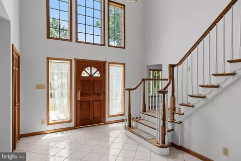 Entry Way - 57 E Central Ave, Moorestown, NJ 08057 photo 2 of 2