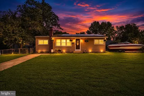 Exterior - 653 Windsor Ave, Maple Shade, NJ 08052 photo 6 of 6