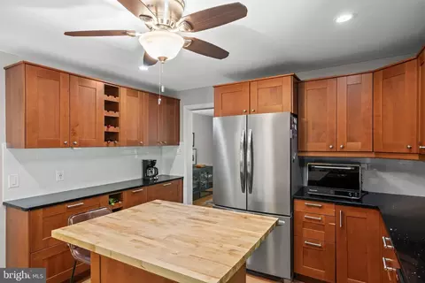 Kitchen - 623 Devon Rd, Moorestown, NJ 08057 photo 2 of 2