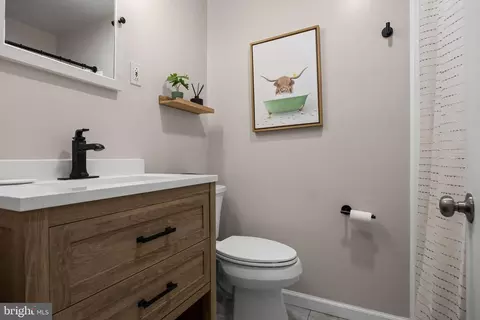 Bath - 623 Devon Rd, Moorestown, NJ 08057 photo 3 of 6