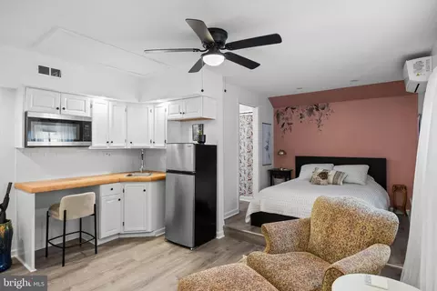 Bedroom - 623 Devon Rd, Moorestown, NJ 08057 photo 3 of 4