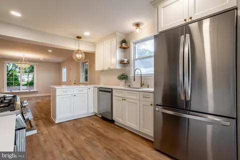 Kitchen - 29 Overbrook Ave, Maple Shade, NJ 08052 photo 2 of 2