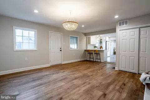 Living - 29 Overbrook Ave, Maple Shade, NJ 08052 photo 5 of 5