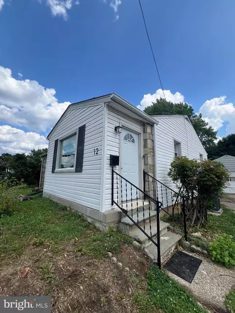 Exterior - 12 Collins Ln, Maple Shade, NJ 08052 photo 2 of 5