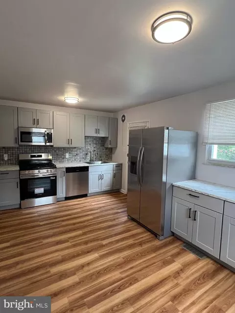 Kitchen - 12 Collins Ln, Maple Shade, NJ 08052 photo 1 of 2