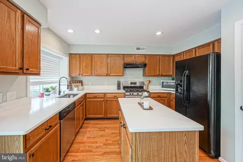 Kitchen - 7 Winterberry Pl, Delran, NJ 08075 photo 3 of 3