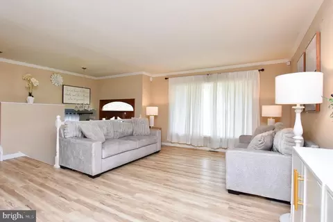Living - 59 Cornell Dr, Delran, NJ 08075 photo 1 of 3