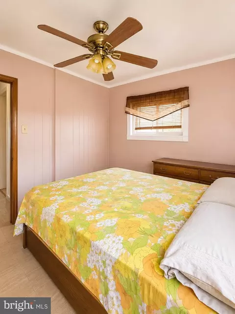 Bedroom - 203 Bailey Ave, Maple Shade, NJ 08052 photo 4 of 6
