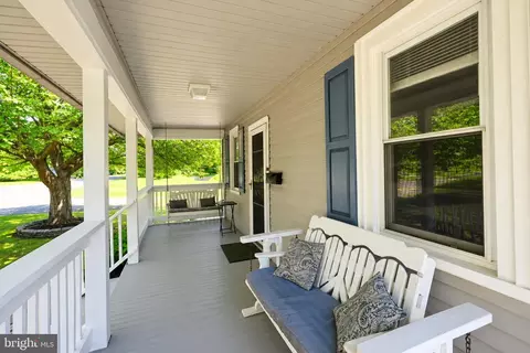 Exterior - 103 S Cedar Ave, Maple Shade, NJ 08052 photo 4 of 7