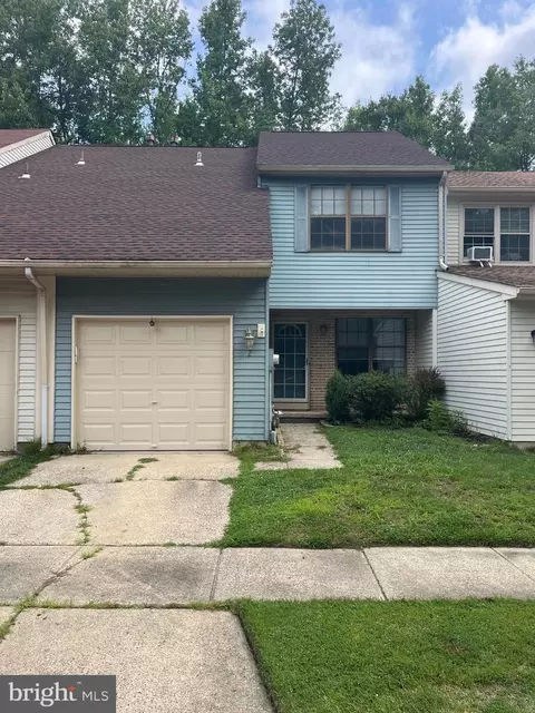2 Stanwood Ct, Medford, NJ 08055