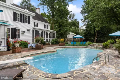 Exterior - 55 Mecray Ln, Maple Shade, NJ 08052 photo 11 of 17