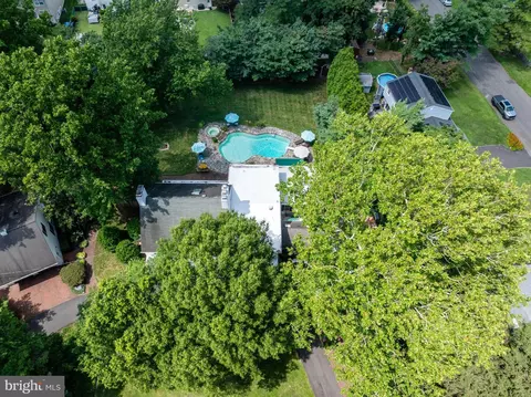 View/Area - 55 Mecray Ln, Maple Shade, NJ 08052 photo 2 of 3