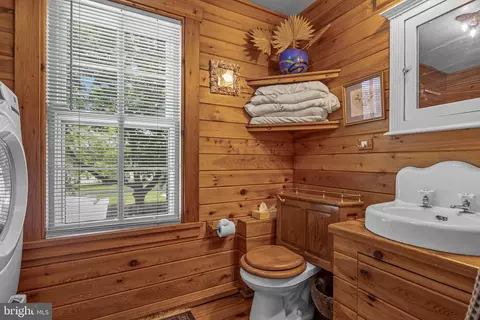 Bath - 55 Mecray Ln, Maple Shade, NJ 08052 photo 5 of 6