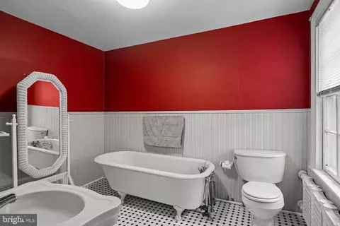 Bath - 55 Mecray Ln, Maple Shade, NJ 08052 photo 3 of 6