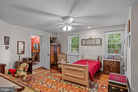 Bedroom - 55 Mecray Ln, Maple Shade, NJ 08052 photo 3 of 4