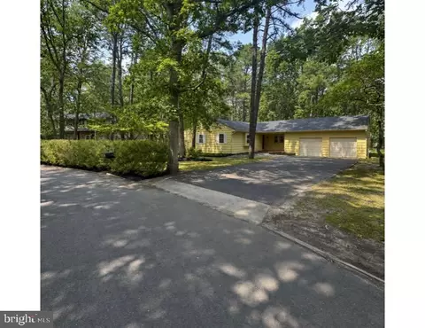 6 Silver Cloud Cir, Medford, NJ 08055