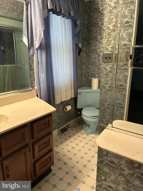 18 Litle Ave, Delran, NJ 08075 photo 5