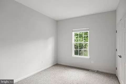 Bedroom - 29 Applegate Dr, Florence, NJ 08518 photo 2 of 3