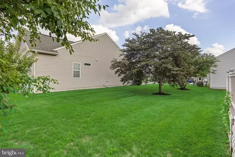 Exterior - 29 Applegate Dr, Florence, NJ 08518 photo 4 of 6