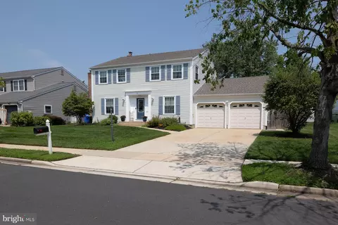 11 Marni Ct, Marlton, NJ 08053