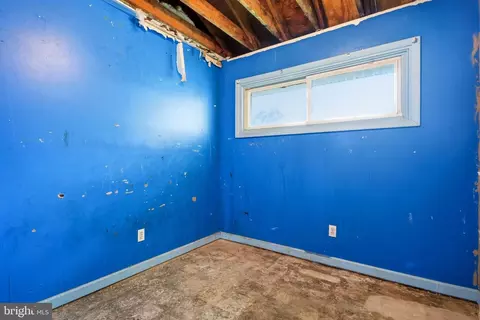 Bedroom - 403 Mildred Ave, Maple Shade, NJ 08052 photo 5 of 5
