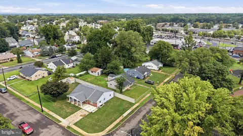 View/Area - 403 Mildred Ave, Maple Shade, NJ 08052 photo 3 of 4