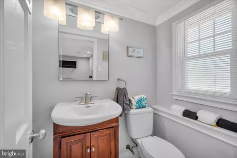 Bath - 308 Devon Rd, Cinnaminson, NJ 08077 photo 1 of 3