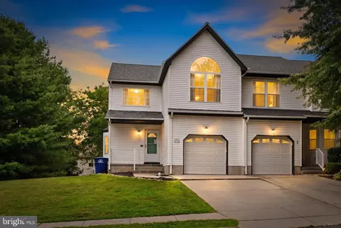 1 Mohr Rd, Burlington, NJ 08016