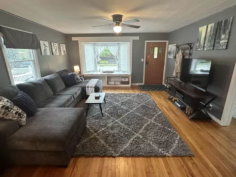 Living - 239 Washington St, Fieldsboro, NJ 08505 photo 3 of 3