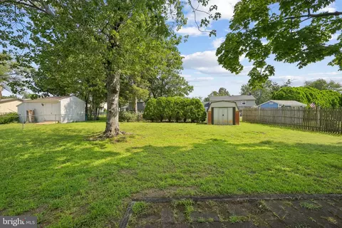 Exterior - 323 Juniata Ave, Delran, NJ 08075 photo 2 of 4