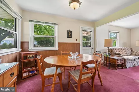 Dining - 323 Juniata Ave, Delran, NJ 08075 photo 1 of 3