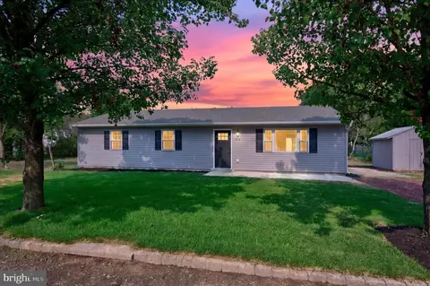 314 Piute Trl, Browns Mills, NJ 08015