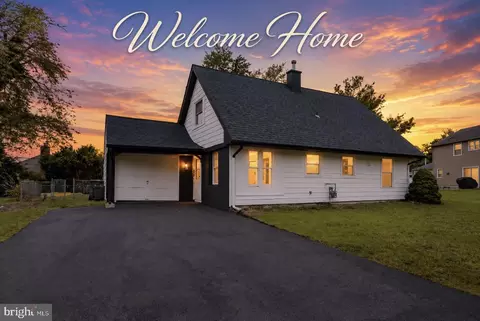 37 Blackwell Ln, Willingboro, NJ 08046