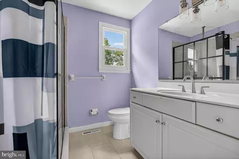 Bath - 216 Hamilton Rd, Marlton, NJ 08053 photo 1 of 4