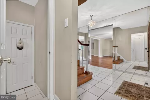Entry Way - 216 Hamilton Rd, Marlton, NJ 08053 photo 1 of 6