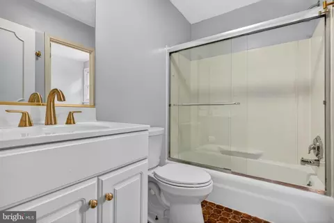 Bath - 216 Hamilton Rd, Marlton, NJ 08053 photo 4 of 4