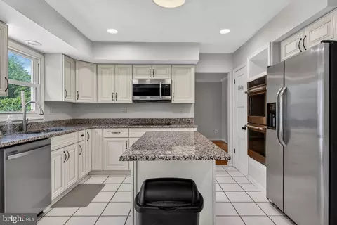 Kitchen - 216 Hamilton Rd, Marlton, NJ 08053 photo 2 of 4